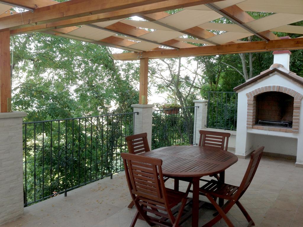 Il Baglivo Bed & Breakfast อาโญเน ห้อง รูปภาพ